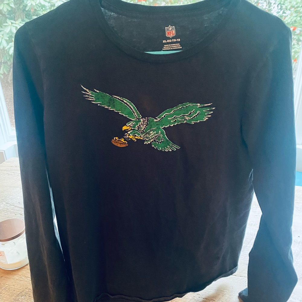 PHILADELPHIA EAGLES YOUTH BLACK RETRO LOGO LONG SLEEVE T-SHIRT